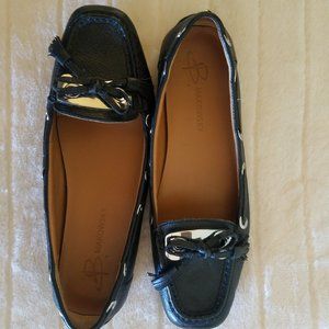 B. Makowski Black Leather Flats Loafers Shoes Size 8M
